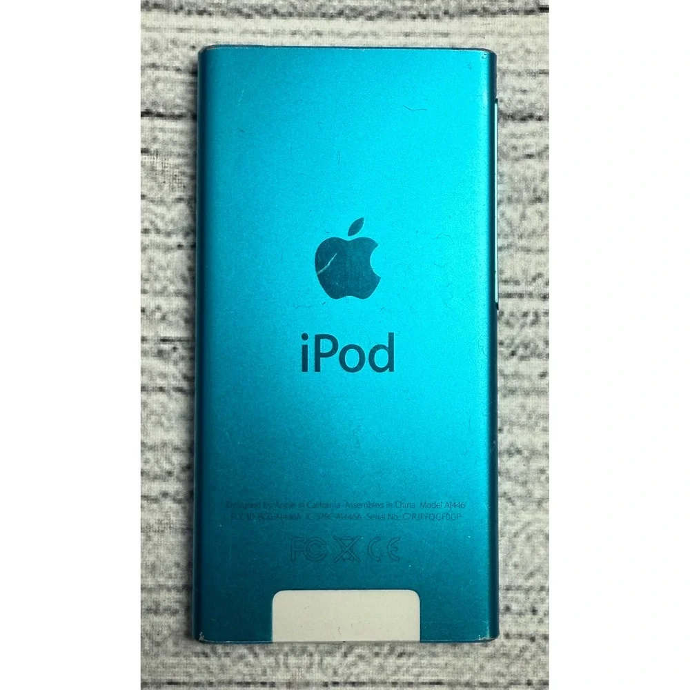 Apple iPod Nano 7th Generation Blue 16GB MP3 Player Cracked Screen- Tested Works